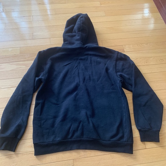 Basic black hoodie - Picture 2 of 3